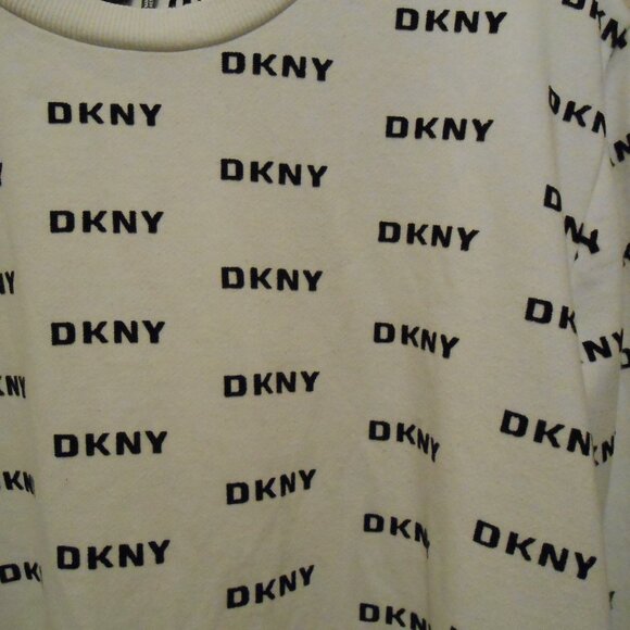 DKNY Cropped Motif Sweatshirt - Picture 4 of 6